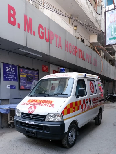 24*7 AMBULANCE SERVICE